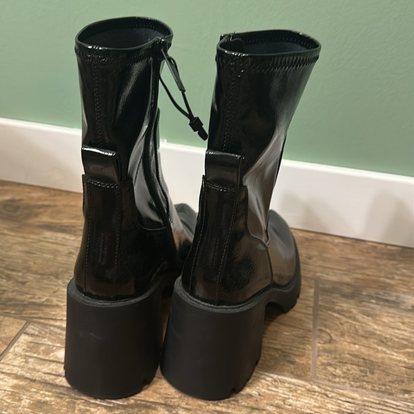 Zara Black Heeled Boots - Picture 2 of 7